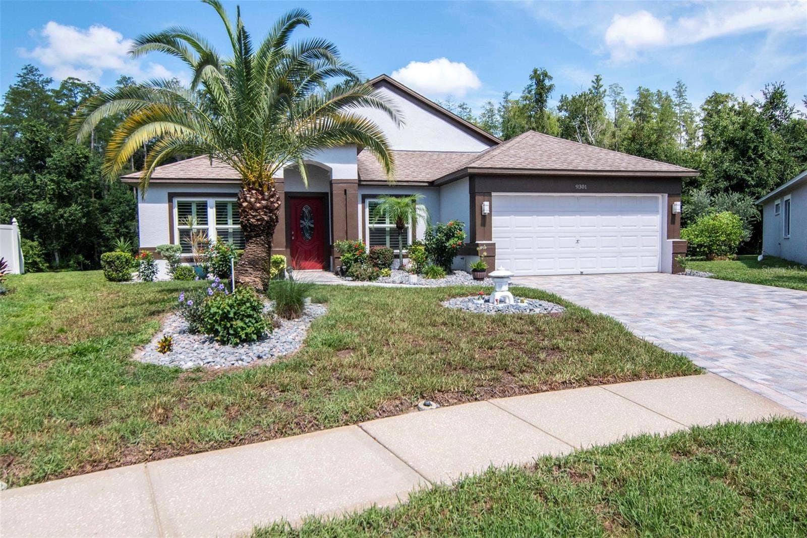 9301 BROOKHURST COURT, Tampa, FL 33647