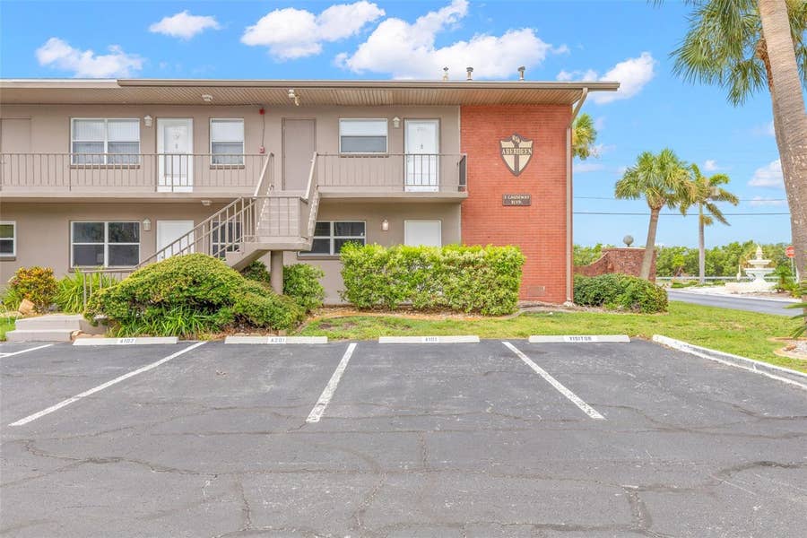 Property photo for 2 CAUSEWAY BOULEVARD, #101, Dunedin, FL
