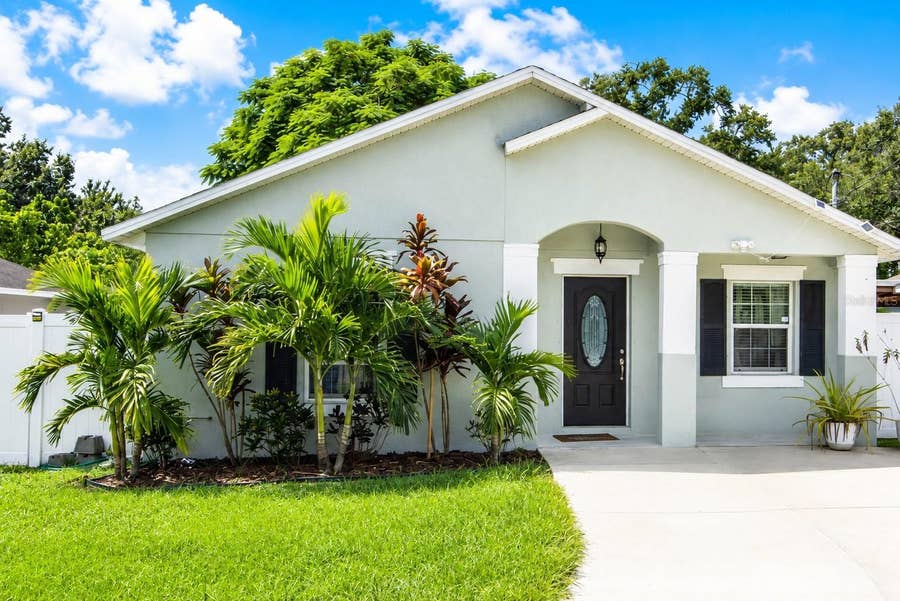 Property photo for 811 HOFFMAN BOULEVARD, Tampa, FL