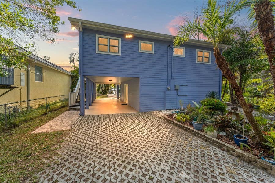Property photo for 906 W HENRY AVENUE, Tampa, FL