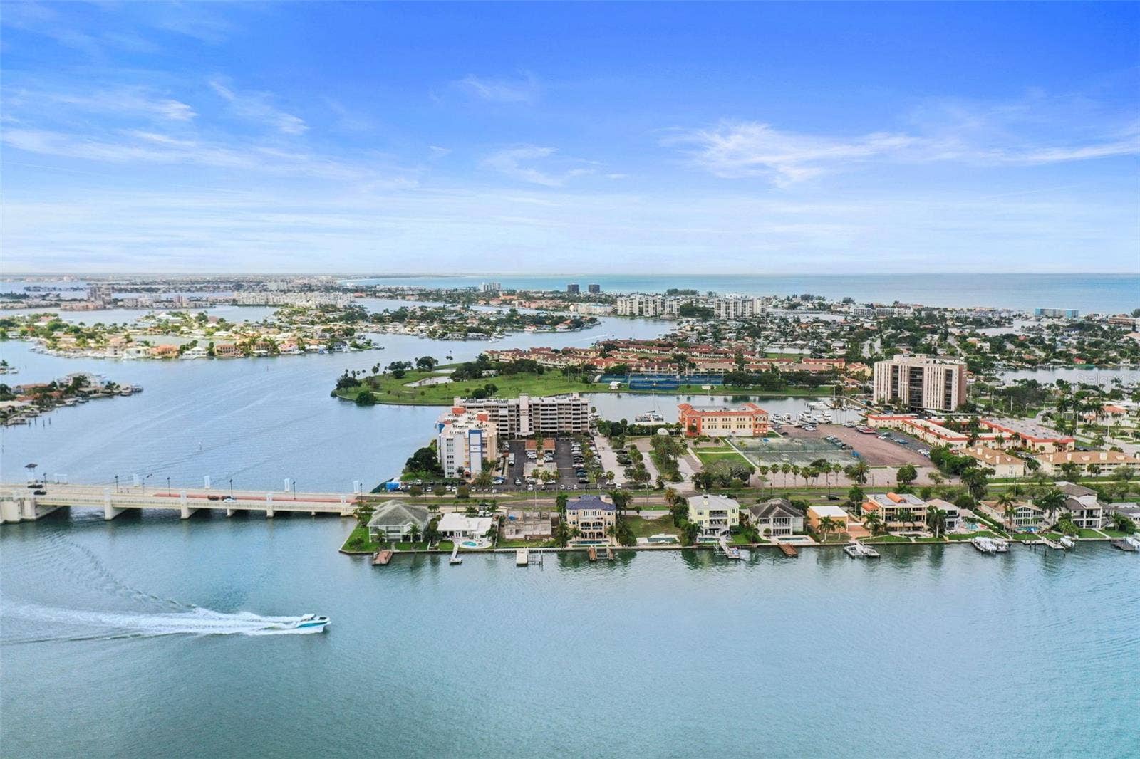 500 TREASURE ISLAND CAUSEWAY, #610, Treasure Island, FL 33706 500 TREASURE ISLAND CAUSEWAY, #610, Treasure Island, FL 33706