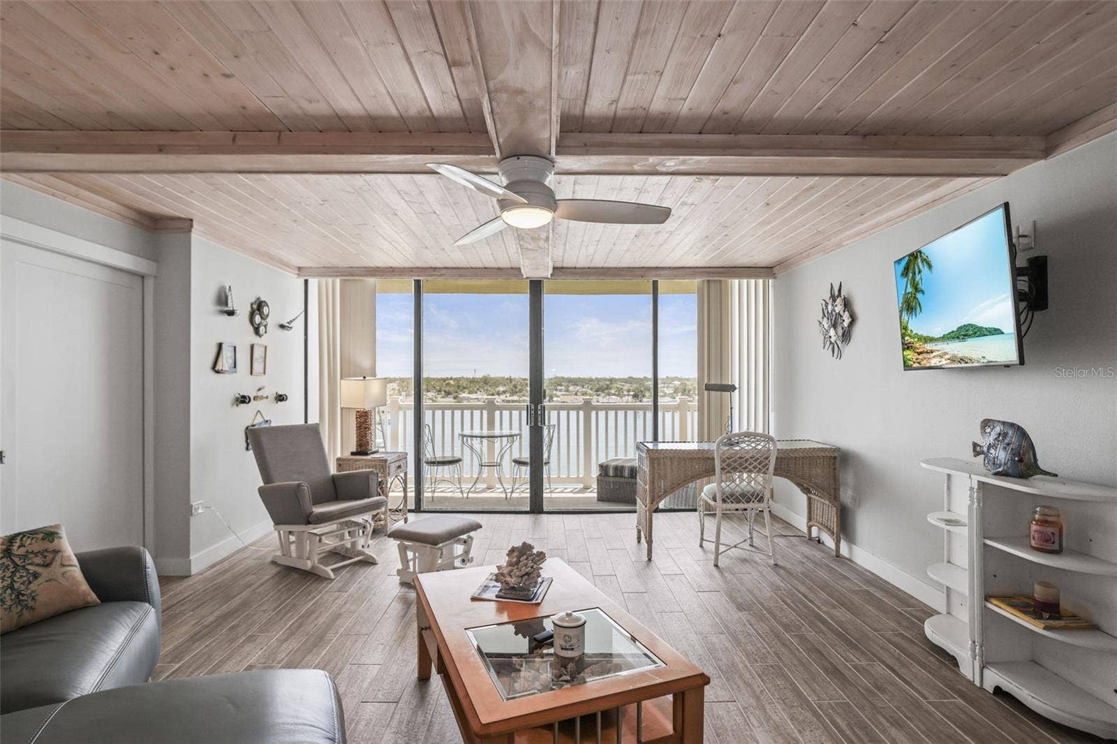 500 TREASURE ISLAND CAUSEWAY, #610, Treasure Island, FL 33706 500 TREASURE ISLAND CAUSEWAY, #610, Treasure Island, FL 33706