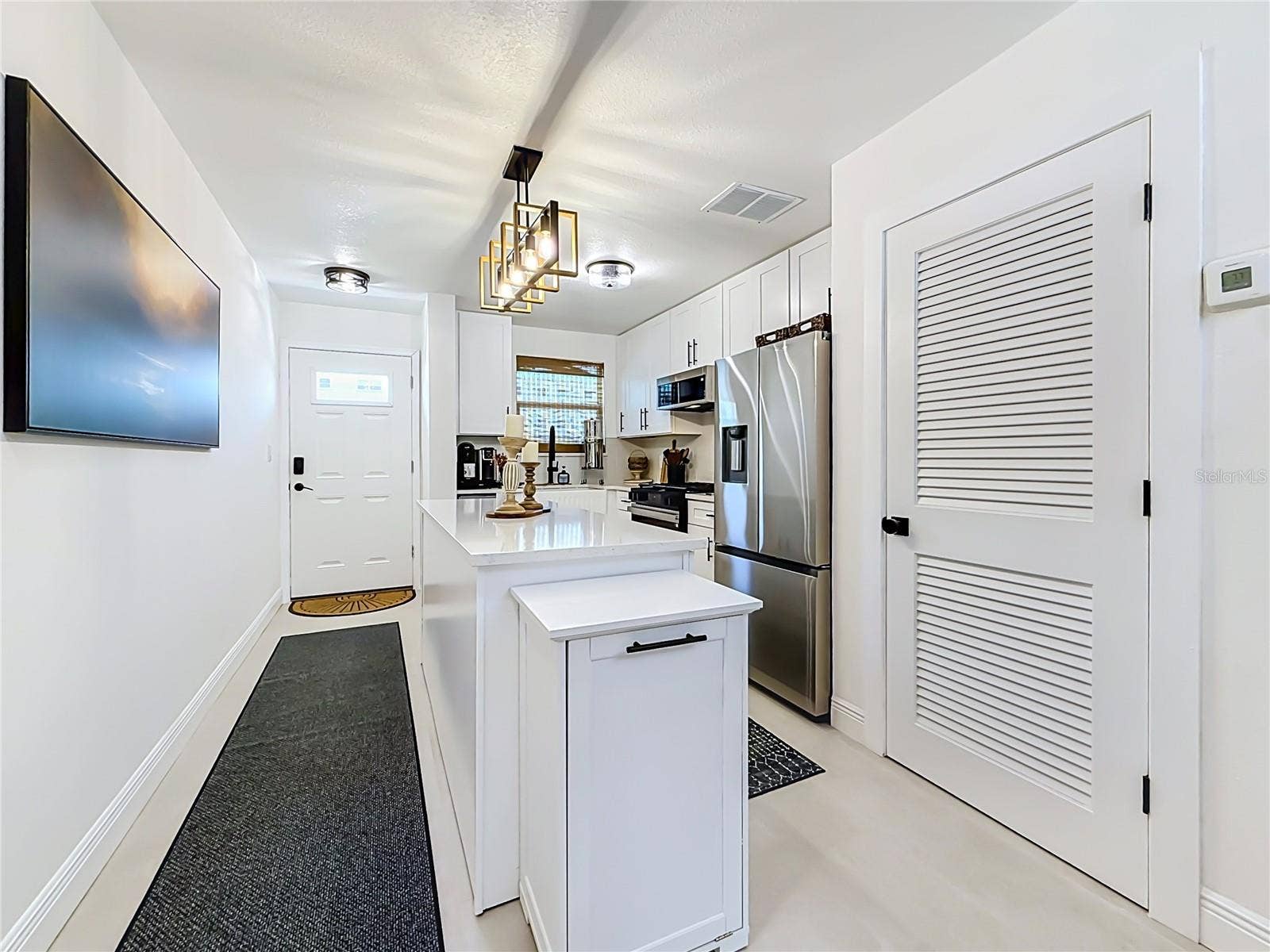 5935 30TH AVENUE S, #104, Gulfport, FL 33707 5935 30TH AVENUE S, #104, Gulfport, FL 33707