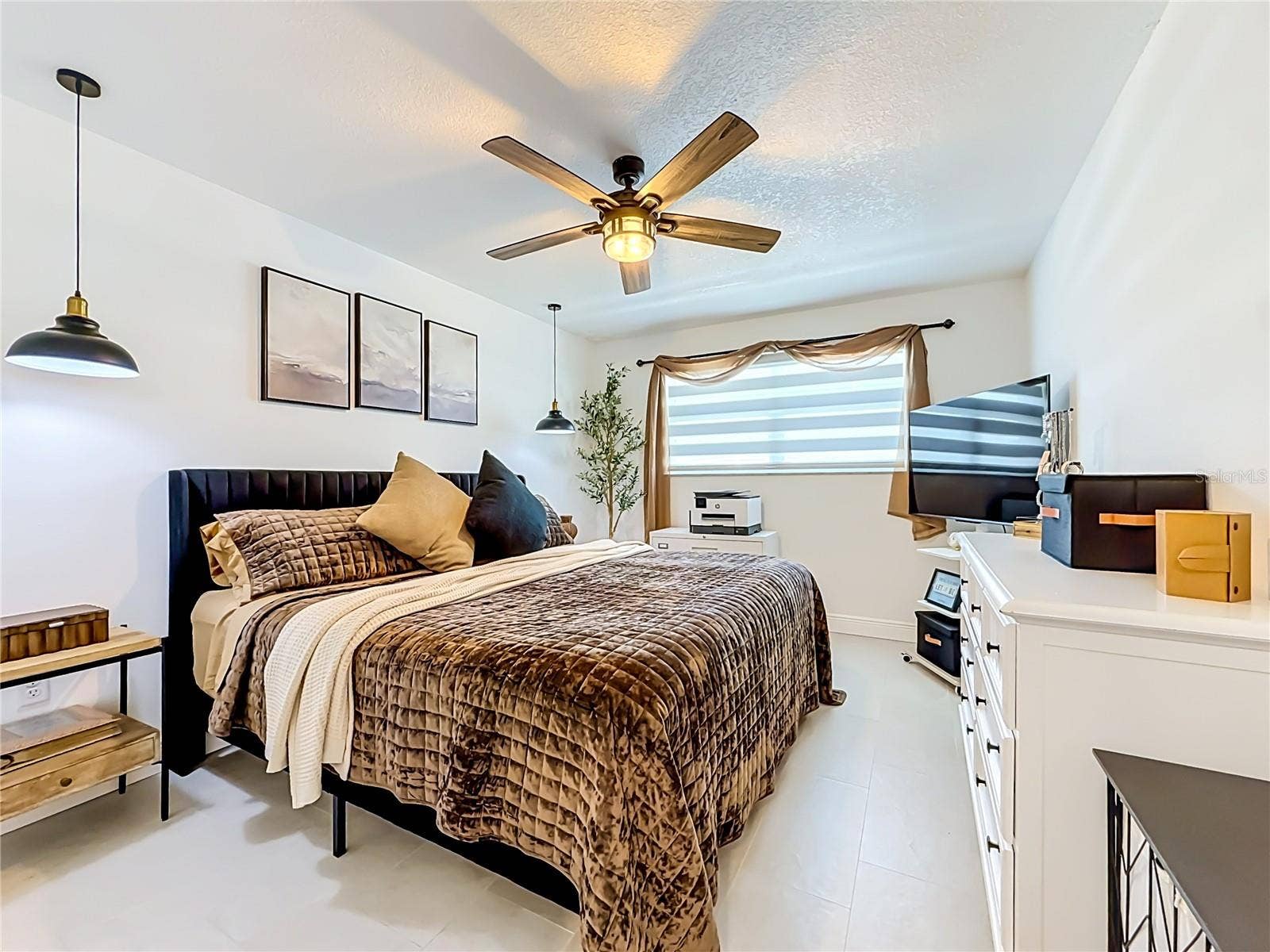 5935 30TH AVENUE S, #104, Gulfport, FL 33707 Spacious bedroom with walk-in closet