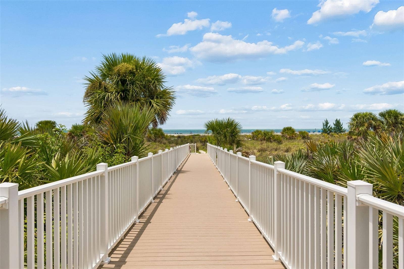 1170 GULF BOULEVARD, #403, Clearwater Beach, FL 33767 1170 GULF BOULEVARD, #403, Clearwater Beach, FL 33767