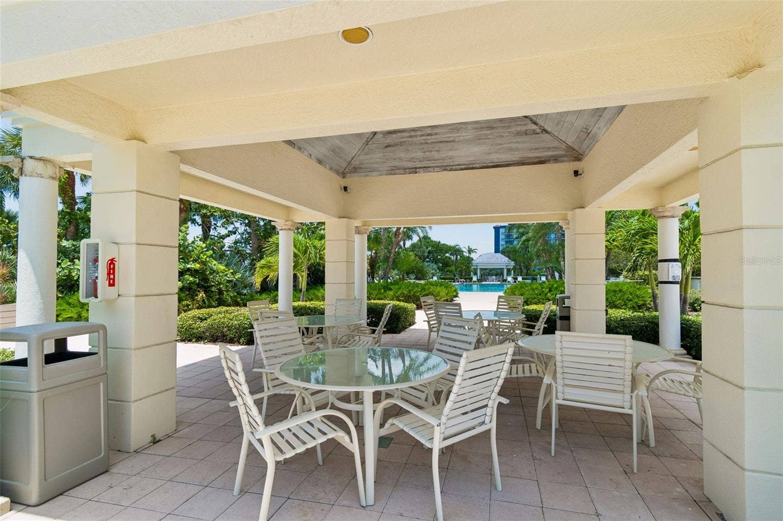 1170 GULF BOULEVARD, #403, Clearwater Beach, FL 33767 1170 GULF BOULEVARD, #403, Clearwater Beach, FL 33767