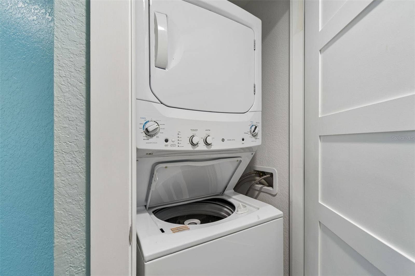 1170 GULF BOULEVARD, #403, Clearwater Beach, FL 33767 1170 GULF BOULEVARD, #403, Clearwater Beach, FL 33767