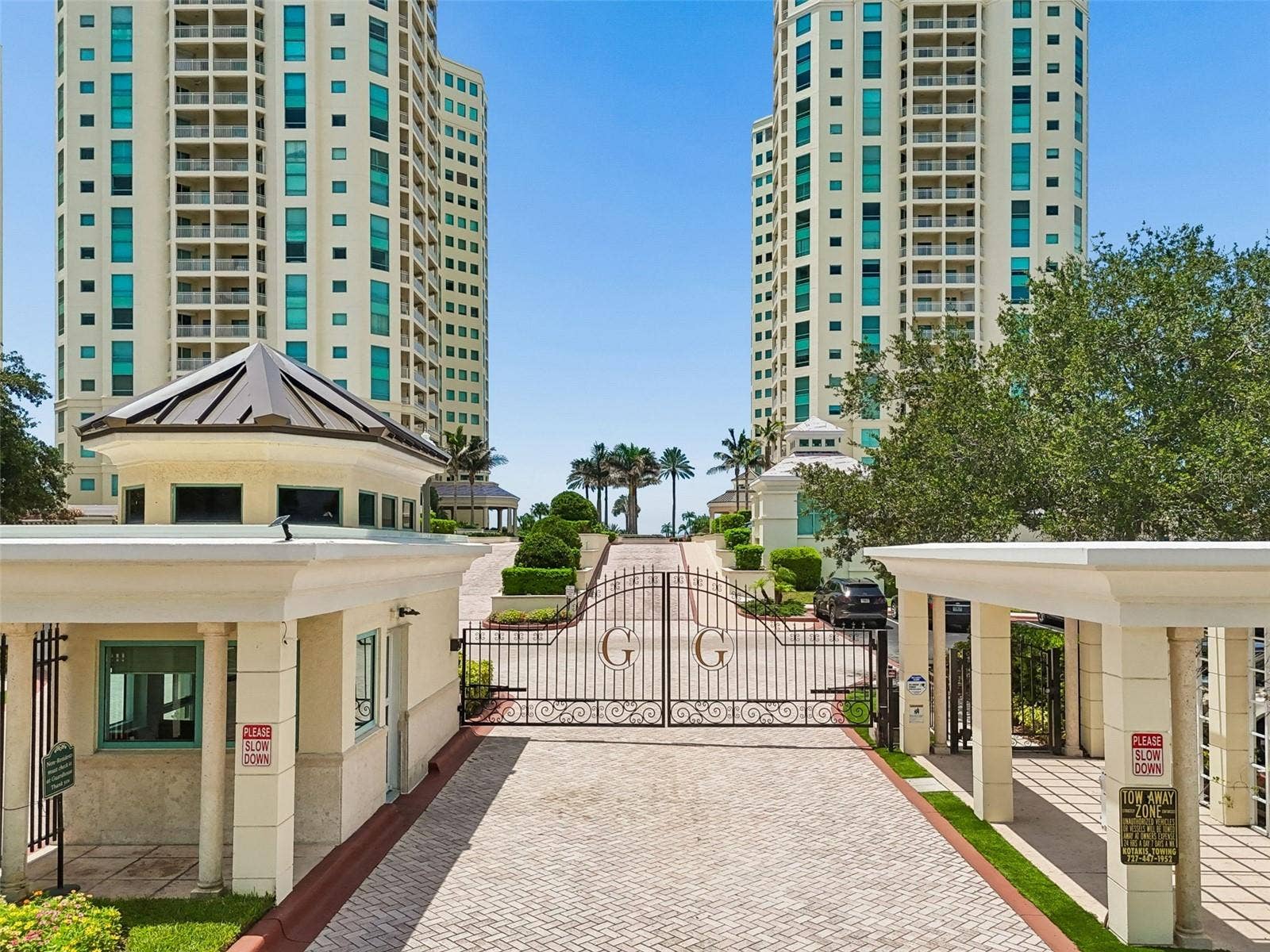 1170 GULF BOULEVARD, #403, Clearwater Beach, FL 33767 1170 GULF BOULEVARD, #403, Clearwater Beach, FL 33767