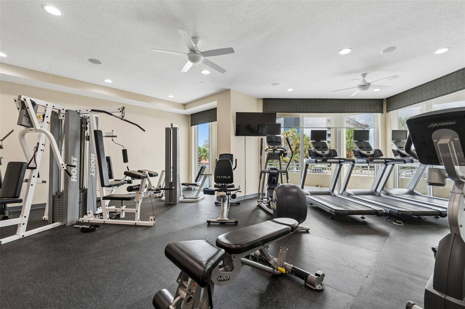 1170 GULF BOULEVARD, #403, Clearwater Beach, FL 33767 1170 GULF BOULEVARD, #403, Clearwater Beach, FL 33767