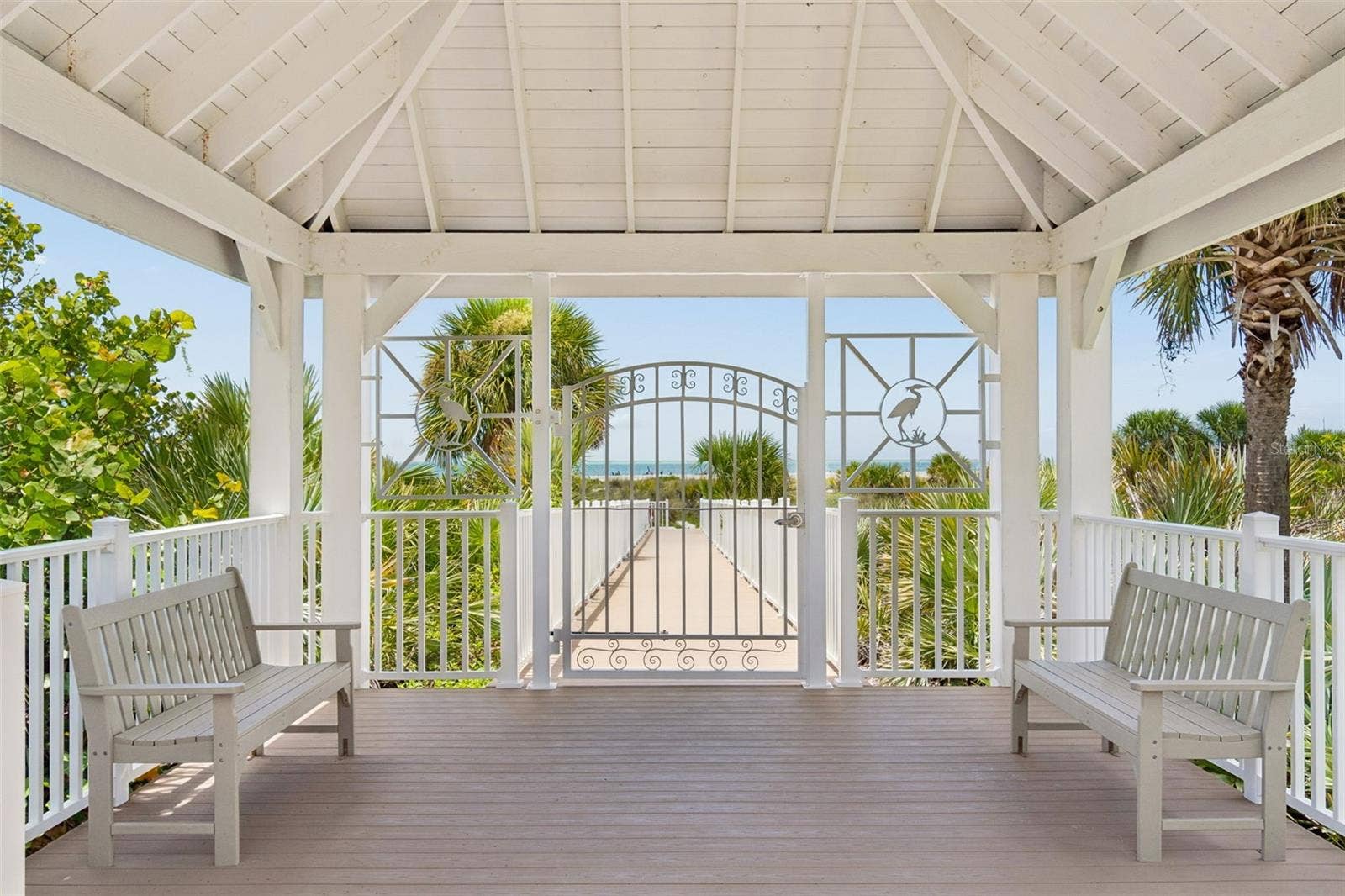 1170 GULF BOULEVARD, #403, Clearwater Beach, FL 33767 1170 GULF BOULEVARD, #403, Clearwater Beach, FL 33767