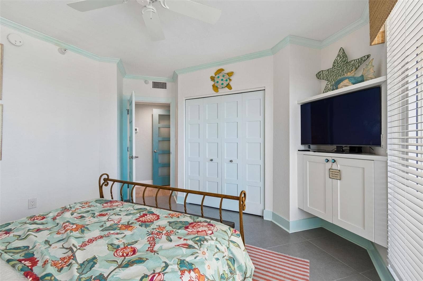 1170 GULF BOULEVARD, #403, Clearwater Beach, FL 33767 1170 GULF BOULEVARD, #403, Clearwater Beach, FL 33767