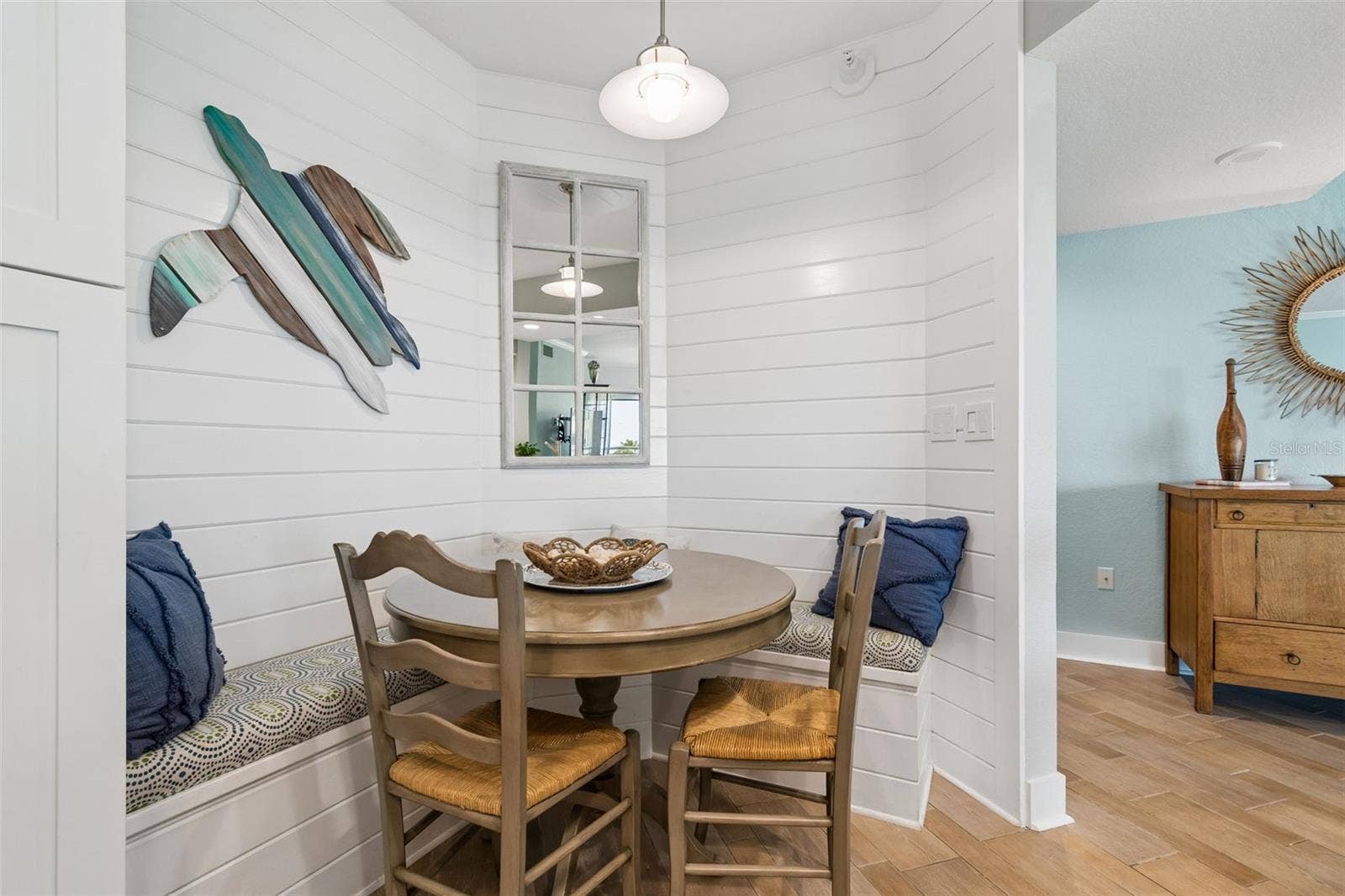 1170 GULF BOULEVARD, #403, Clearwater Beach, FL 33767 1170 GULF BOULEVARD, #403, Clearwater Beach, FL 33767