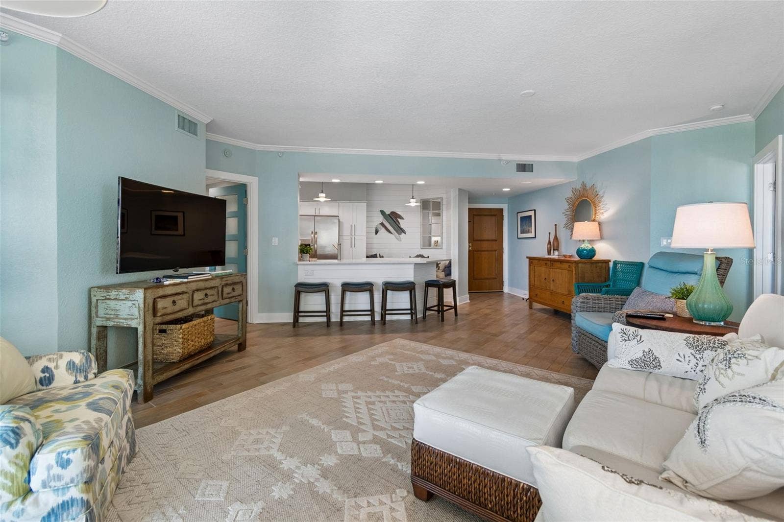 1170 GULF BOULEVARD, #403, Clearwater Beach, FL 33767 1170 GULF BOULEVARD, #403, Clearwater Beach, FL 33767