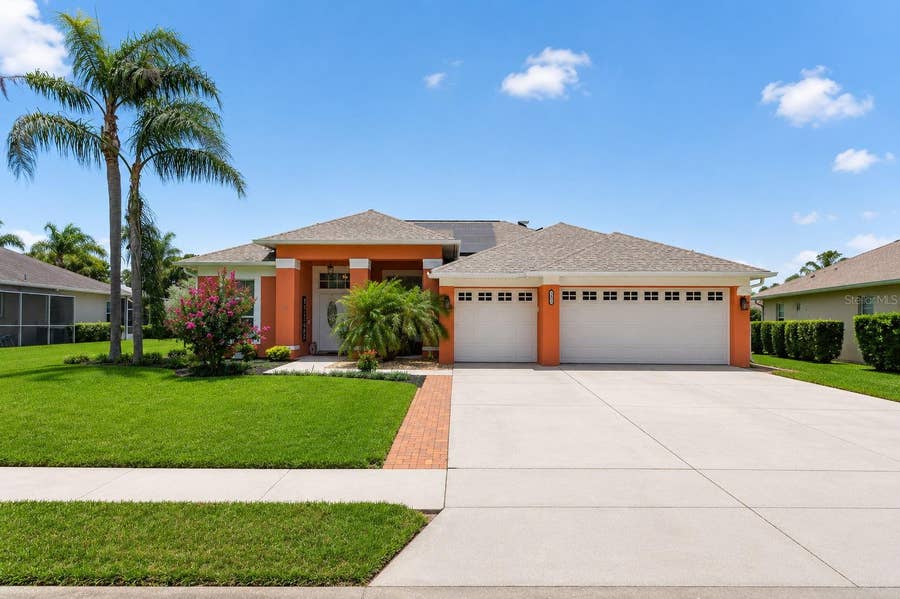 Property photo for 5805 WEDGEFIELD DRIVE, Zephyrhills, FL