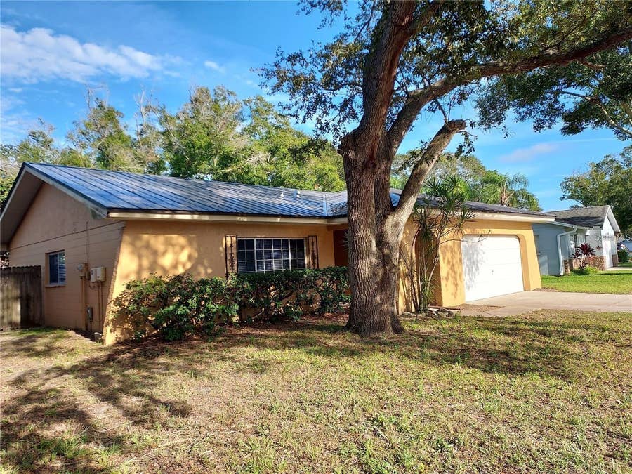Property photo for 2001 GROVELAND ROAD, Palm Harbor, FL