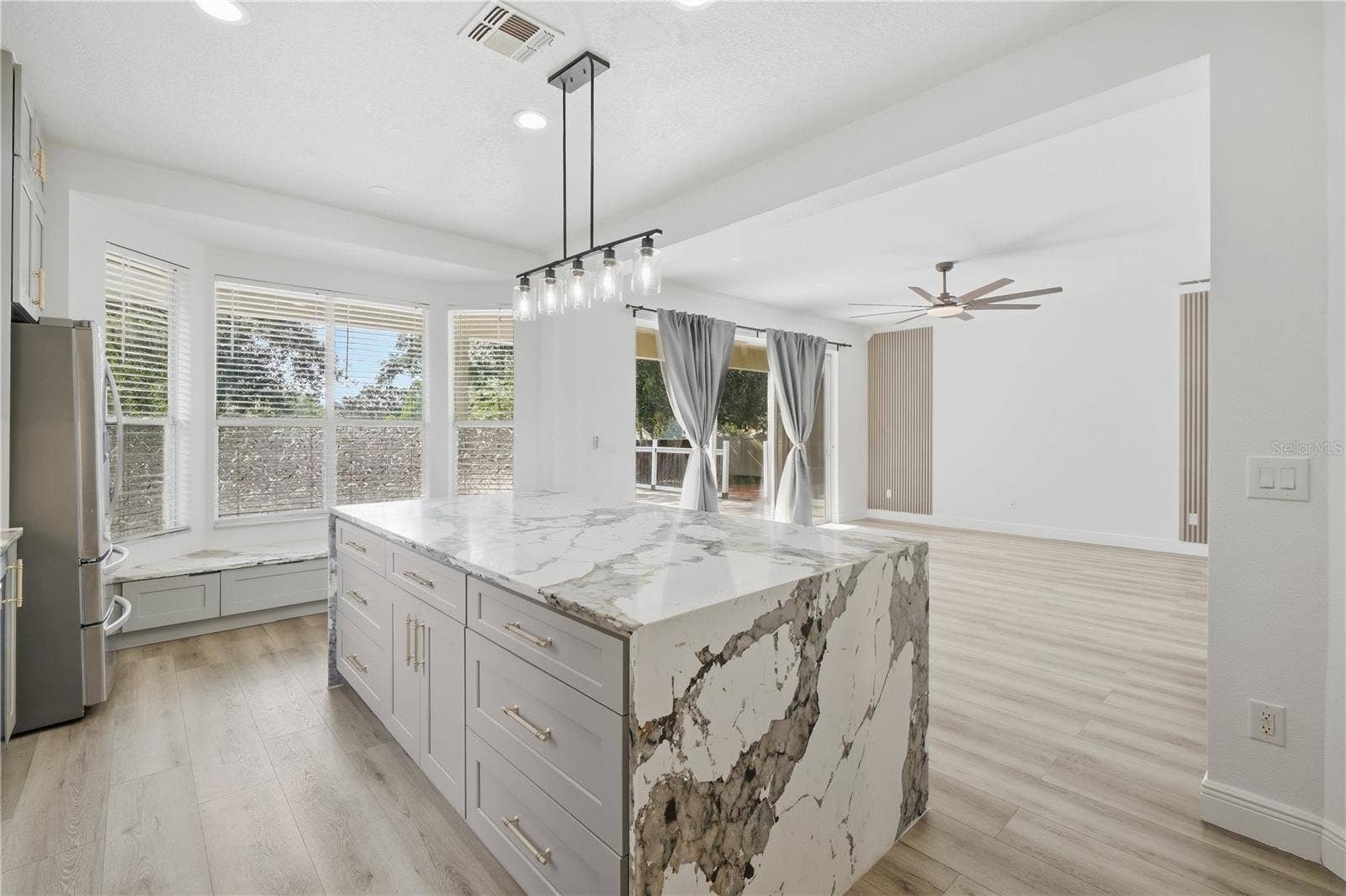 2157 WINTERMERE POINTE DRIVE, Winter Garden, FL 34787 2157 WINTERMERE POINTE DRIVE, Winter Garden, FL 34787