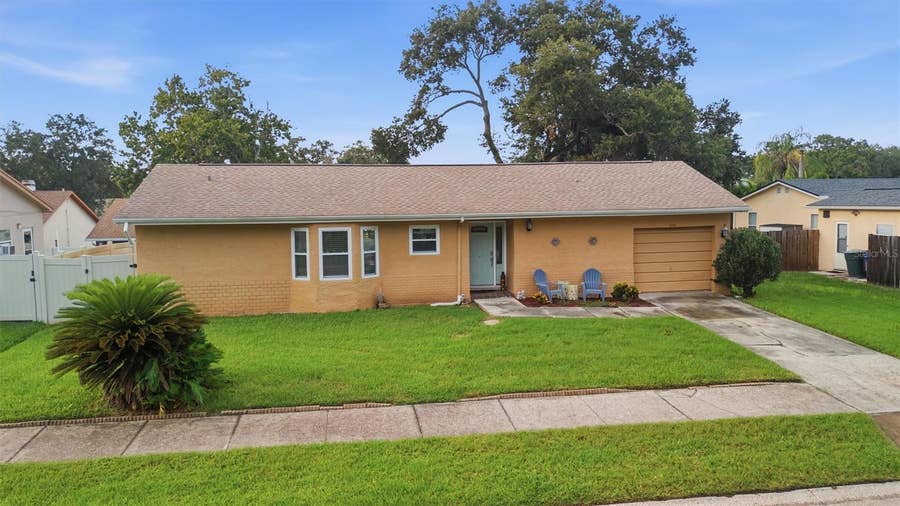 Property photo for 670 KIRKLAND CIRCLE, Dunedin, FL