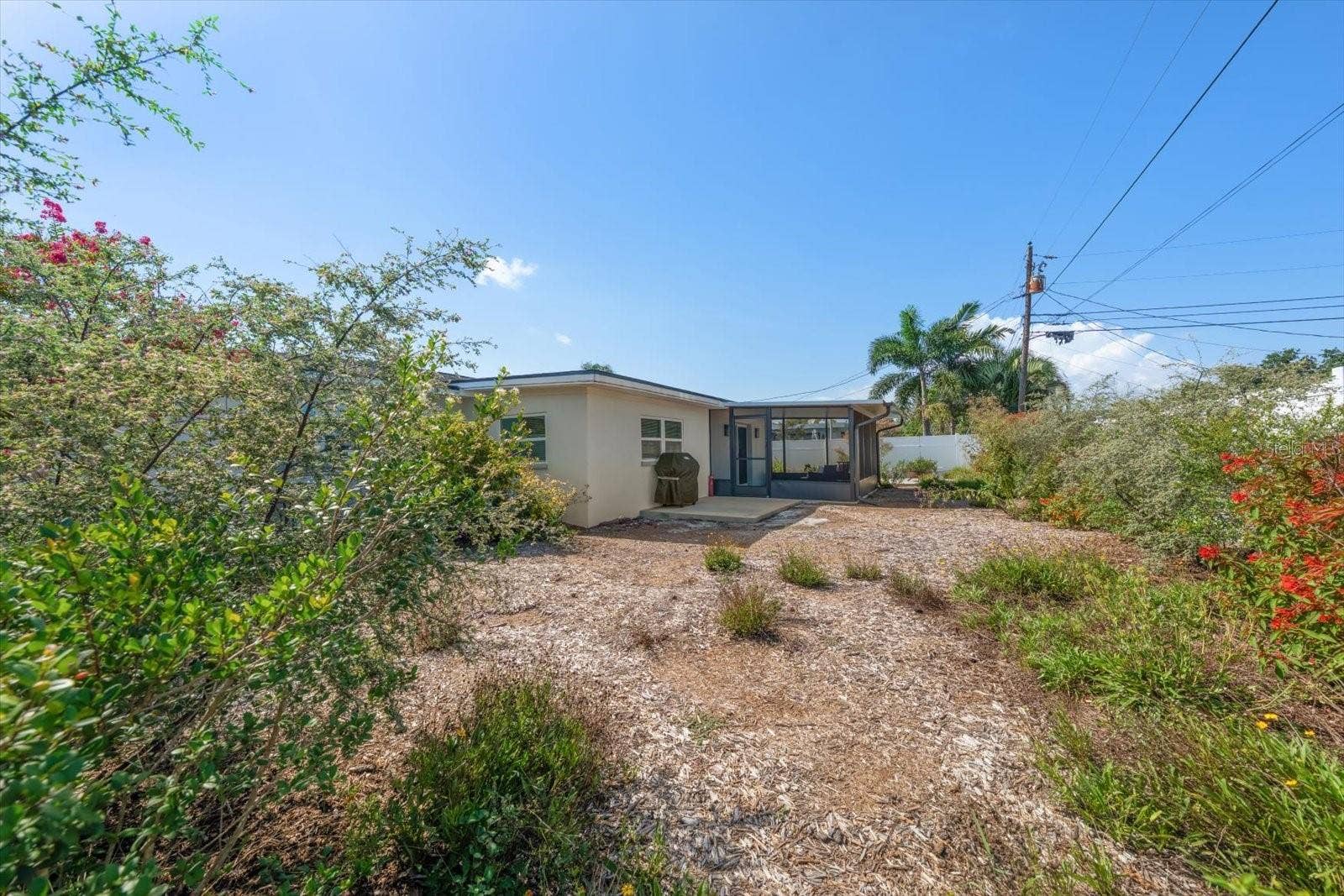 8879 111TH STREET, Seminole, FL 33772 8879 111TH STREET, Seminole, FL 33772