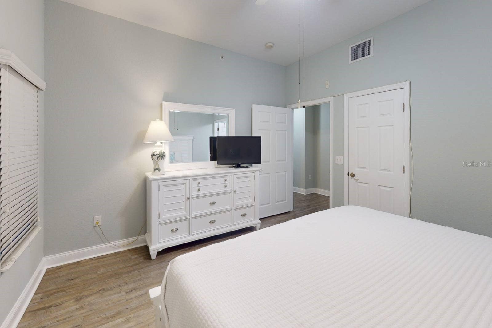 10315 GULF BOULEVARD, #409, Treasure Island, FL 33706 10315 GULF BOULEVARD, #409, Treasure Island, FL 33706