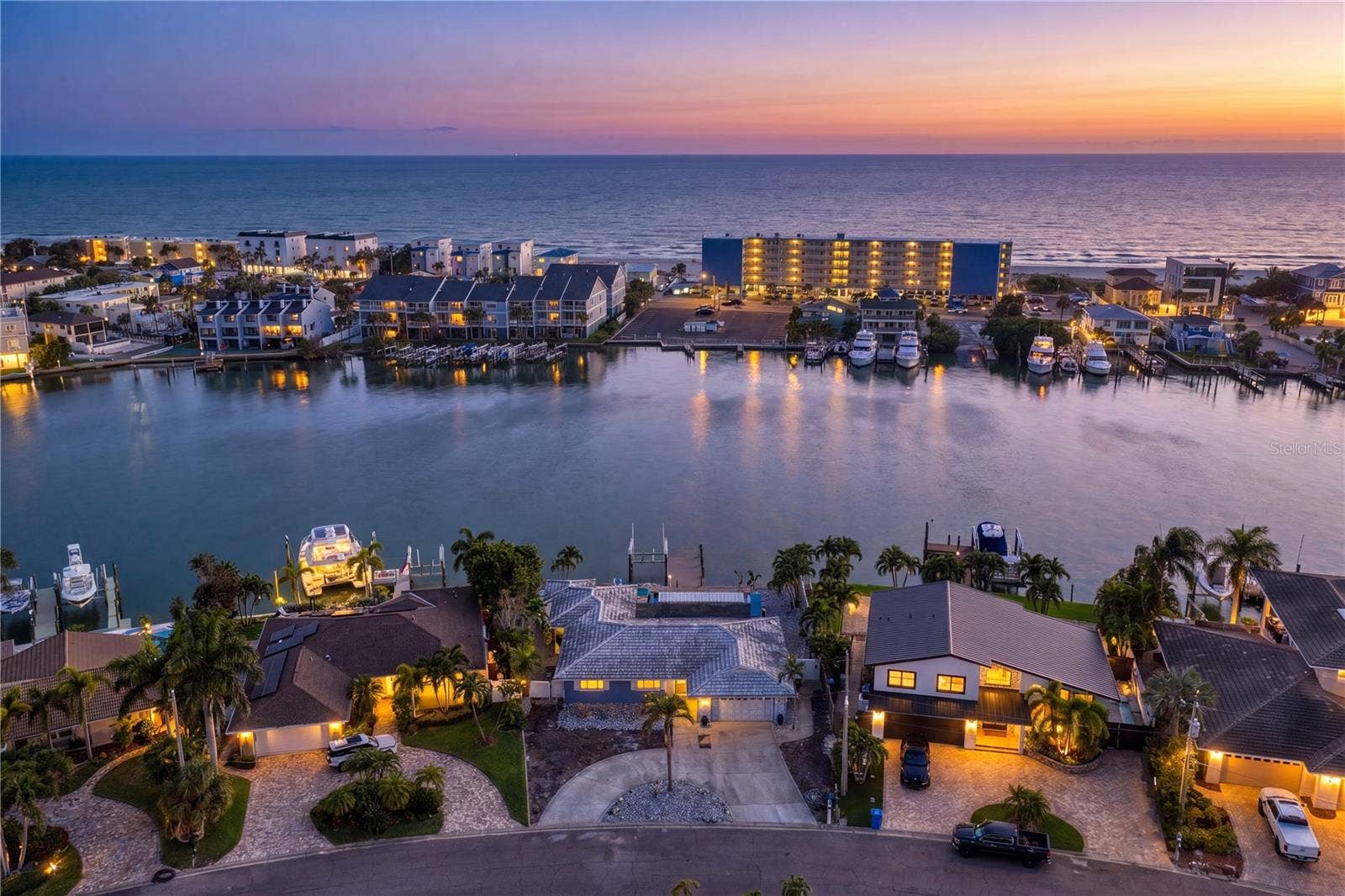 10038 S YACHT CLUB DRIVE, Treasure Island, FL 33706 10038 S YACHT CLUB DRIVE, Treasure Island, FL 33706