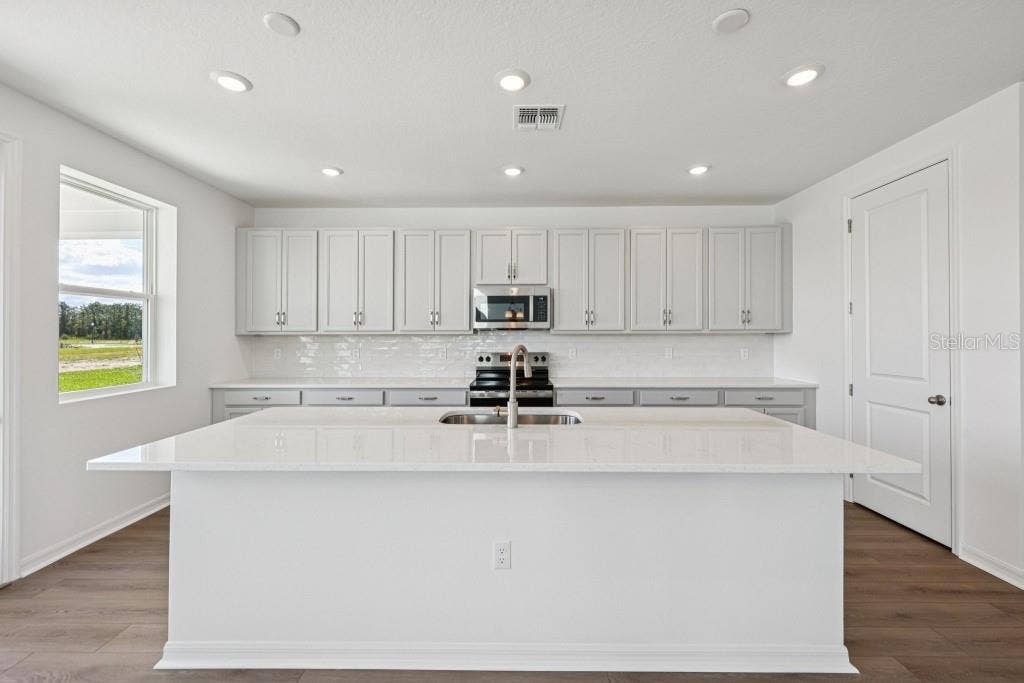 17631 LAKE STAR ROAD, Winter Garden, FL 34787 17631 LAKE STAR ROAD, Winter Garden, FL 34787