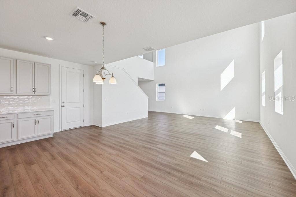 17631 LAKE STAR ROAD, Winter Garden, FL 34787 17631 LAKE STAR ROAD, Winter Garden, FL 34787