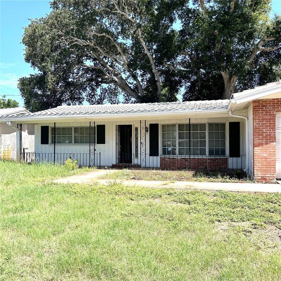 Property photo for 2152 GREENBRIAR BOULEVARD, Clearwater, FL