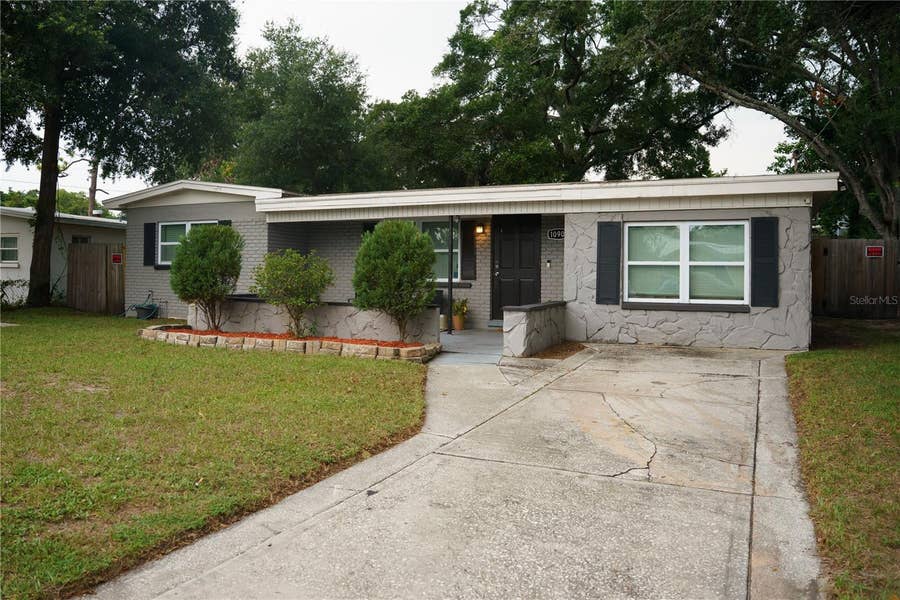 Property photo for 10906 N LANTANA AVENUE, Tampa, FL