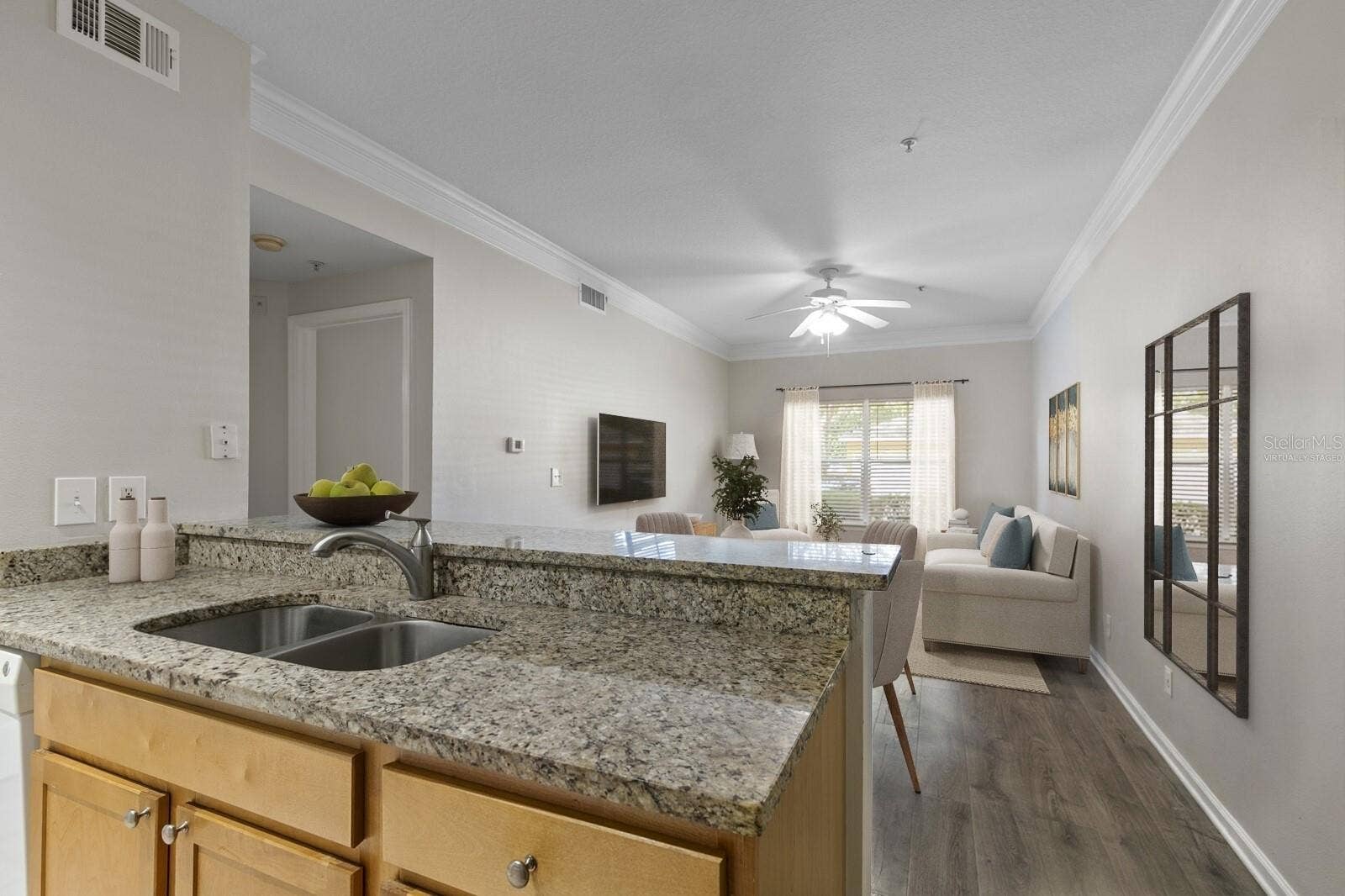 4207 S DALE MABRY HIGHWAY, #6107, Tampa, FL 33611 Virtually Staged