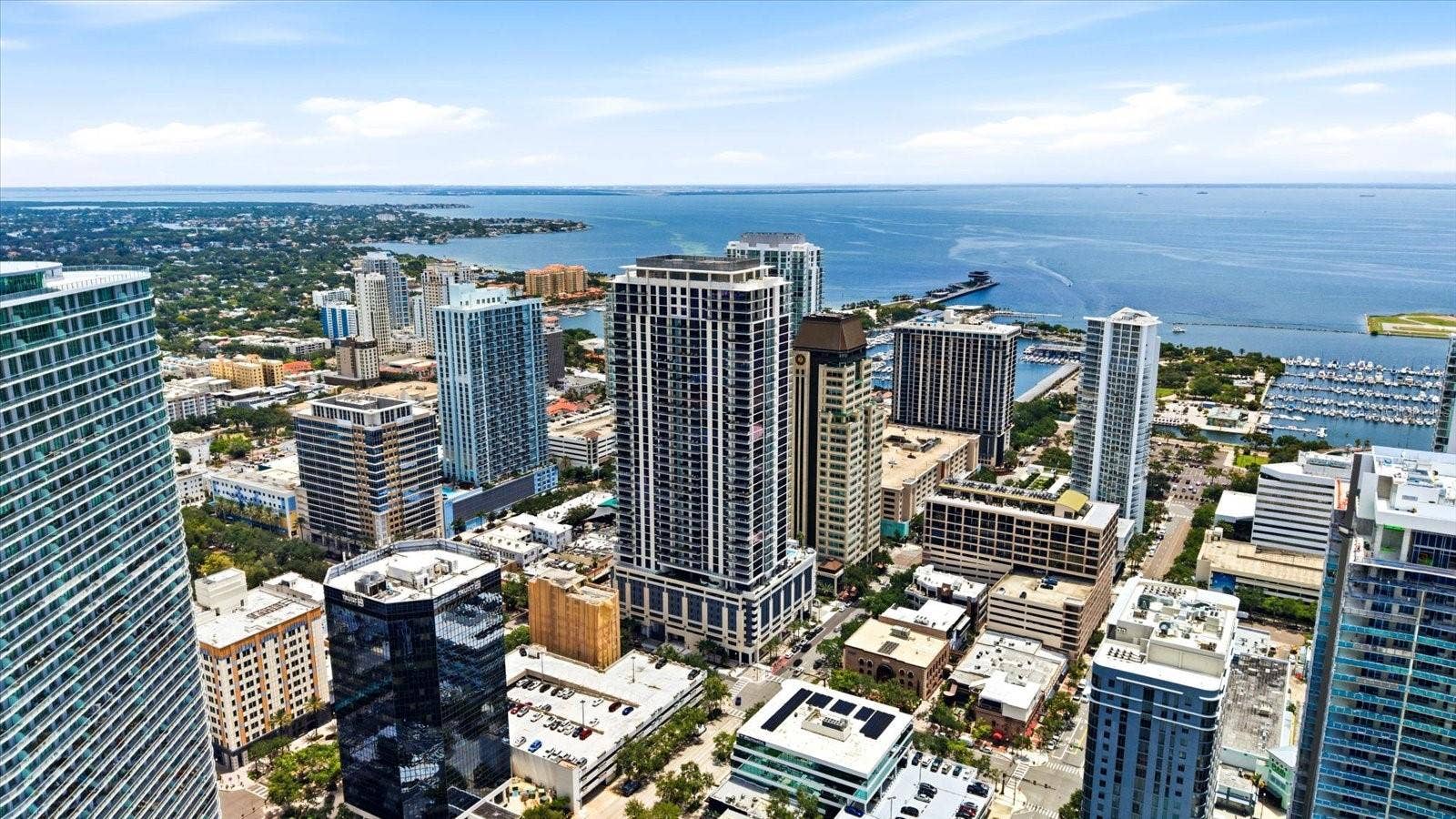 275 1ST AVENUE S, #3308, St Petersburg, FL 33701 275 1ST AVENUE S, #3308, St Petersburg, FL 33701