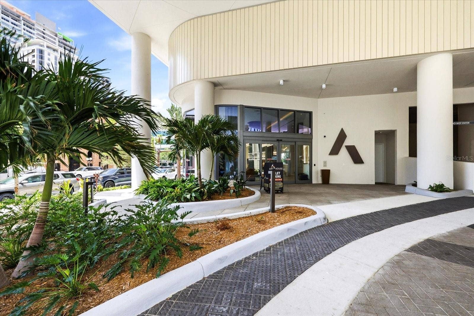 275 1ST AVENUE S, #3308, St Petersburg, FL 33701 275 1ST AVENUE S, #3308, St Petersburg, FL 33701