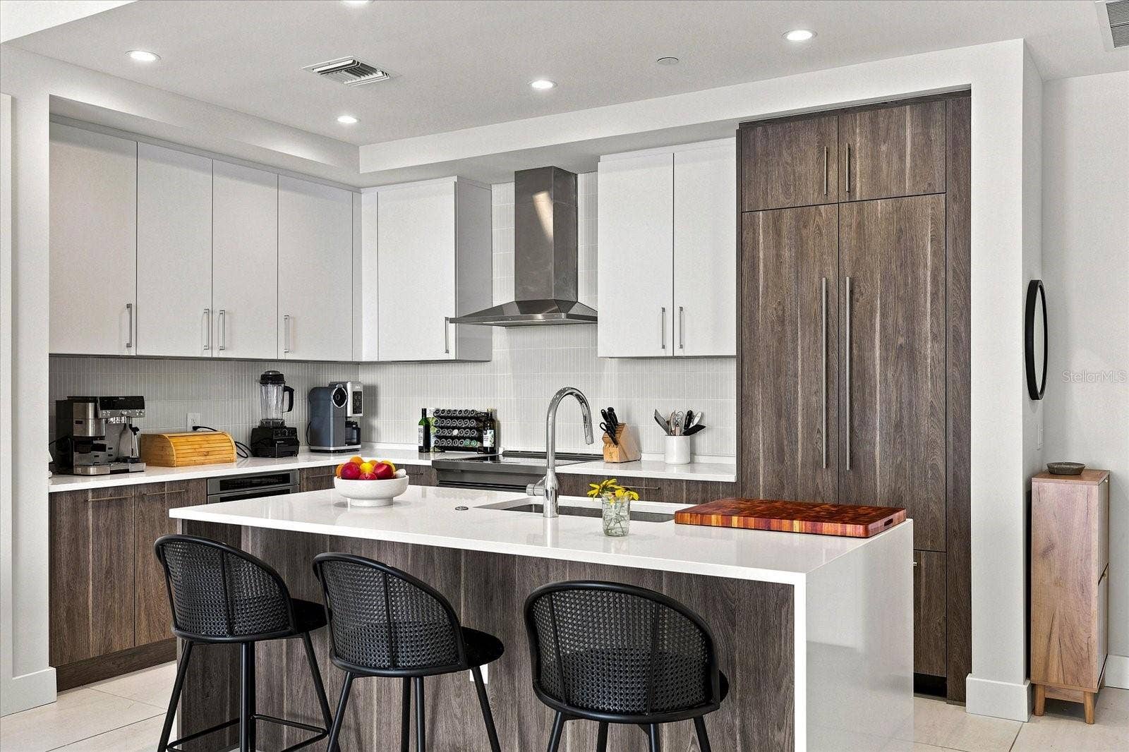 275 1ST AVENUE S, #3308, St Petersburg, FL 33701 275 1ST AVENUE S, #3308, St Petersburg, FL 33701