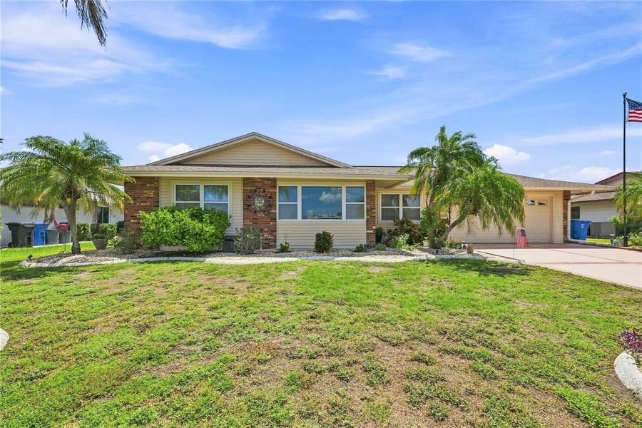 Property photo for 1405 HACIENDA DRIVE, Sun City Center, FL