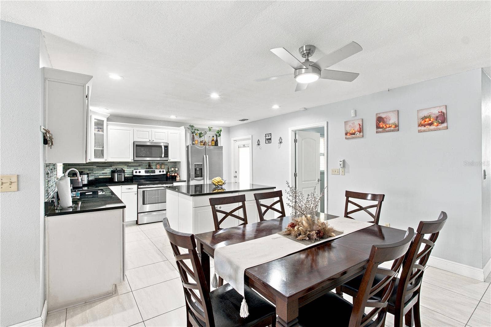 6513 N MANHATTAN AVENUE, Tampa, FL 33614 6513 N MANHATTAN AVENUE, Tampa, FL 33614