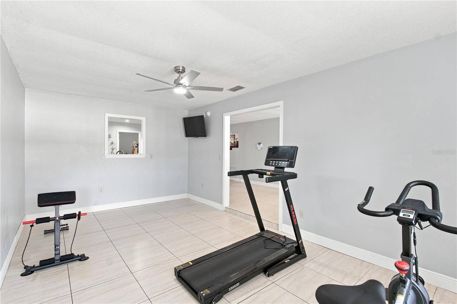 6513 N MANHATTAN AVENUE, Tampa, FL 33614 6513 N MANHATTAN AVENUE, Tampa, FL 33614