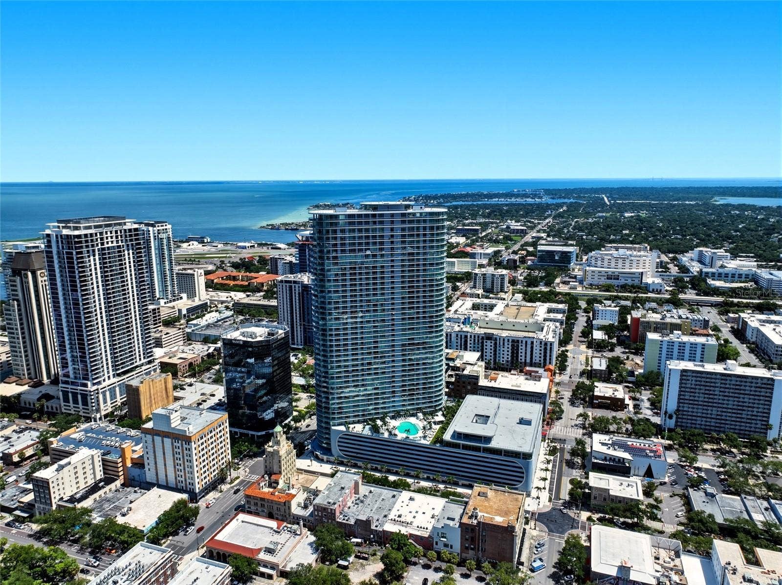 400 CENTRAL AVENUE, #407, St Petersburg, FL 33701 400 CENTRAL AVENUE, #407, St Petersburg, FL 33701