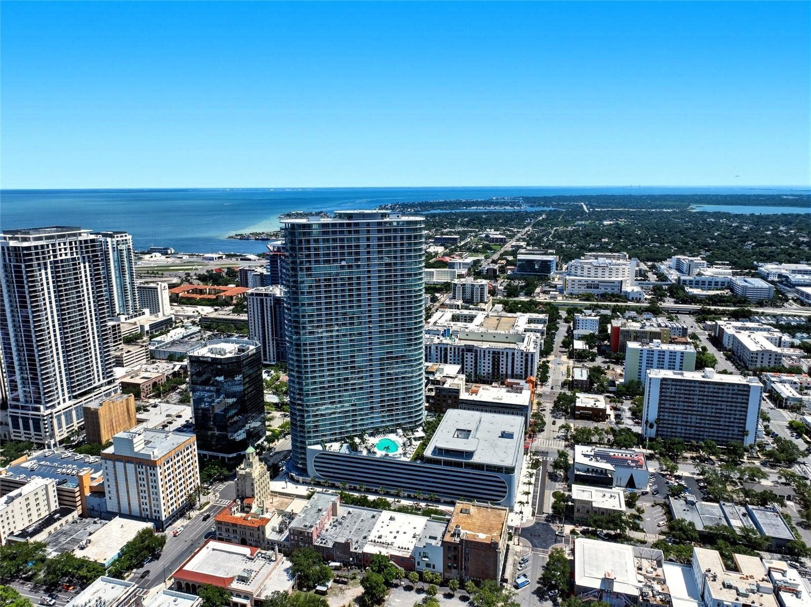 400 CENTRAL AVENUE, #407, St Petersburg, FL 33701 400 CENTRAL AVENUE, #407, St Petersburg, FL 33701