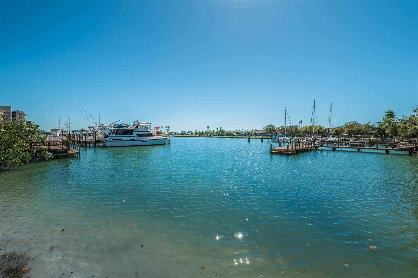 10365 PARADISE BOULEVARD, #16, Treasure Island, FL 33706 10365 PARADISE BOULEVARD, #16, Treasure Island, FL 33706