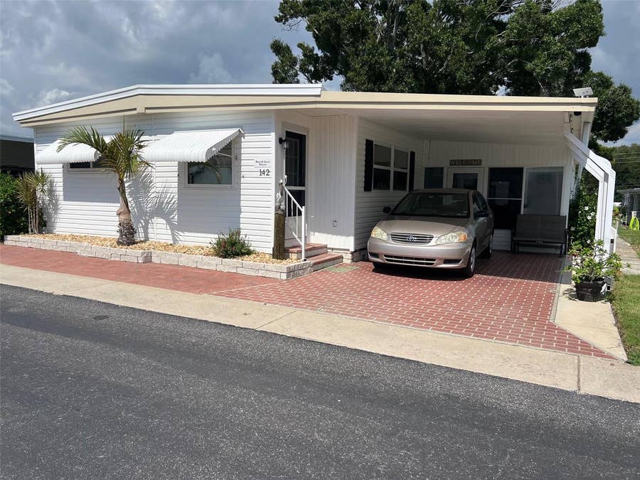 Property photo for 142 FERN PALM STREET, Largo, FL