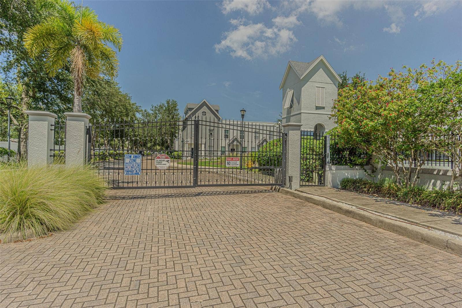 4511 LEGACY PARK DRIVE, Tampa, FL 33611 4511 LEGACY PARK DRIVE, Tampa, FL 33611