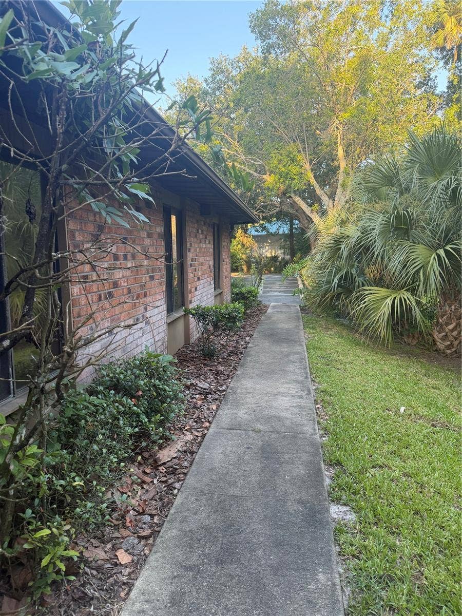 545 W GRANADA BOULEVARD, Ormond Beach, FL 32174 545 W GRANADA BOULEVARD, Ormond Beach, FL 32174