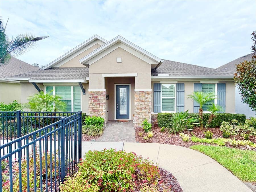 Property photo for 6008 SPARROWHEAD WAY, Lithia, FL