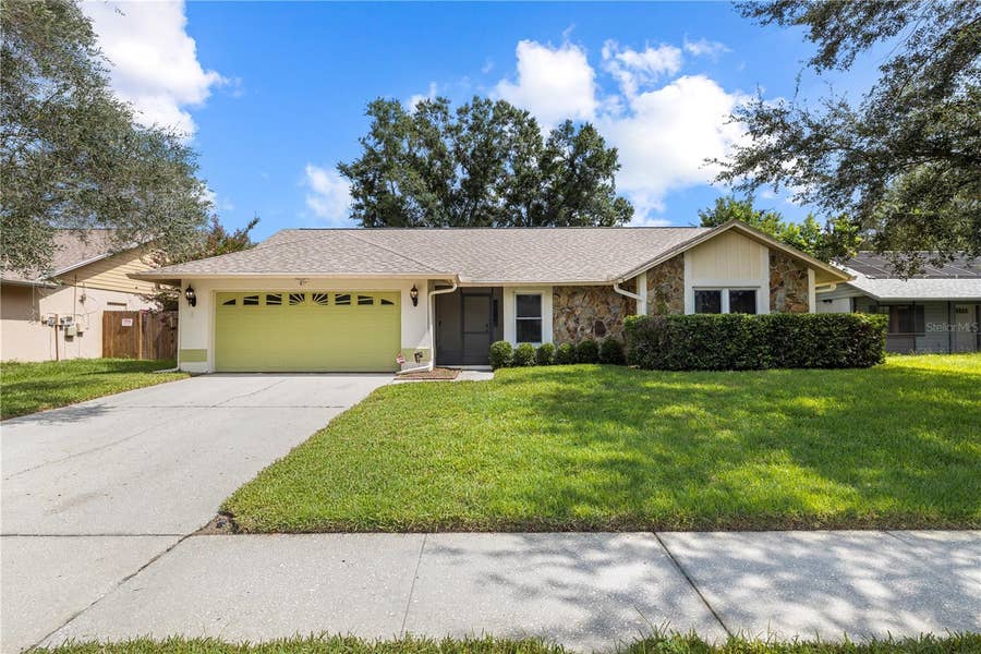 Property photo for 1614 DAWNRIDGE COURT, Brandon, FL