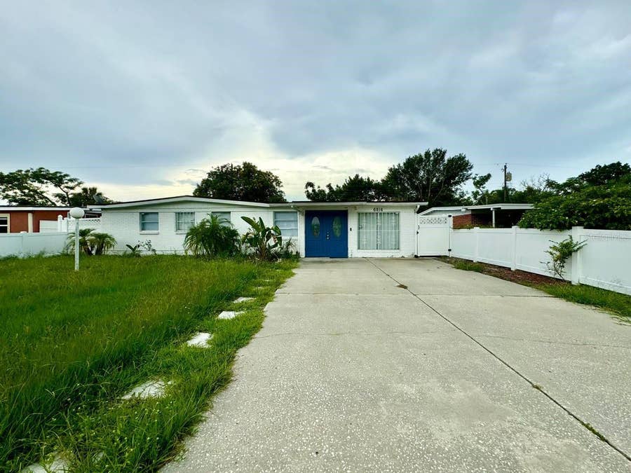 Property photo for 6816 W BURKE STREET, Tampa, FL
