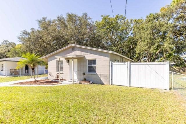 Property photo for 4318 BERKLEY DRIVE, Tampa, FL