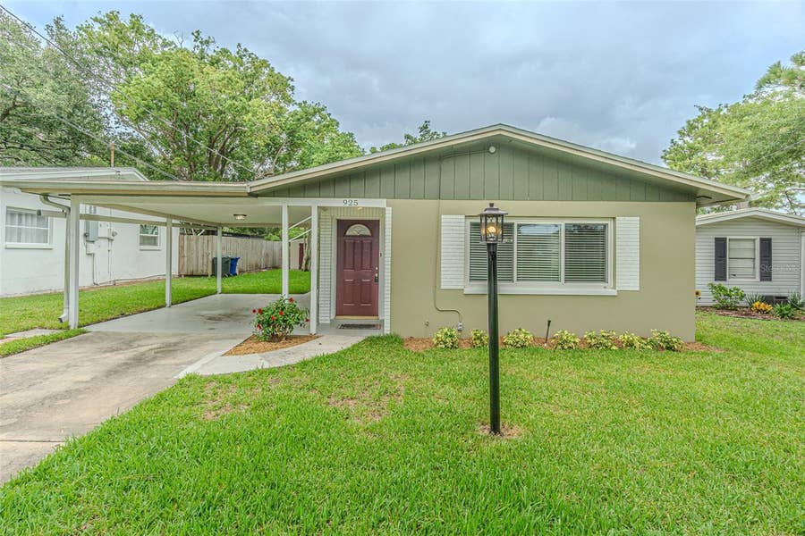 Property photo for 925 CEDARWOOD AVENUE, Dunedin, FL