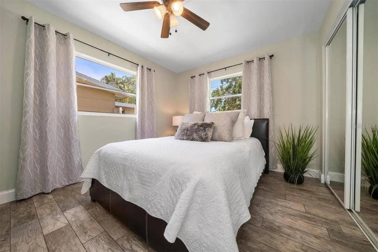 2132 ISABELLE STREET, Largo, FL 33774 2132 ISABELLE STREET, Largo, FL 33774