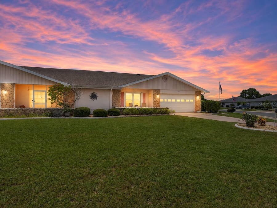 Property photo for 907 BLUEWATER DRIVE, Sun City Center, FL