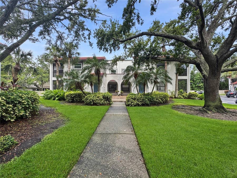 Property photo for 484 SANTA CRUZ PLACE NE, #D, St Petersburg, FL
