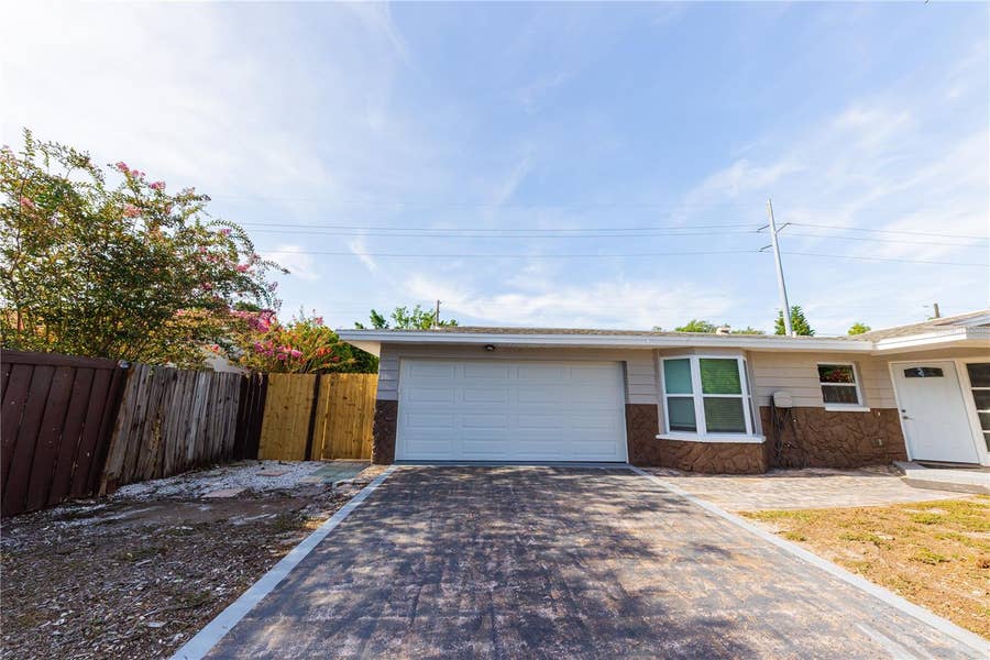 Property photo for 1574 SOUVENIR DRIVE, Clearwater, FL